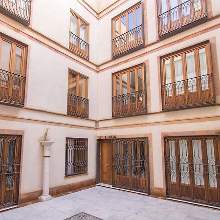 Charming Corners Romero Seville Exterior photo